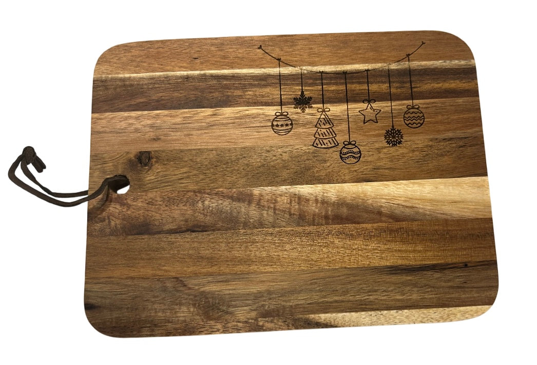 Schneidebrett aus Akazienholz – jedes Stück ein Unikat mit unseren Tier Silhouetten